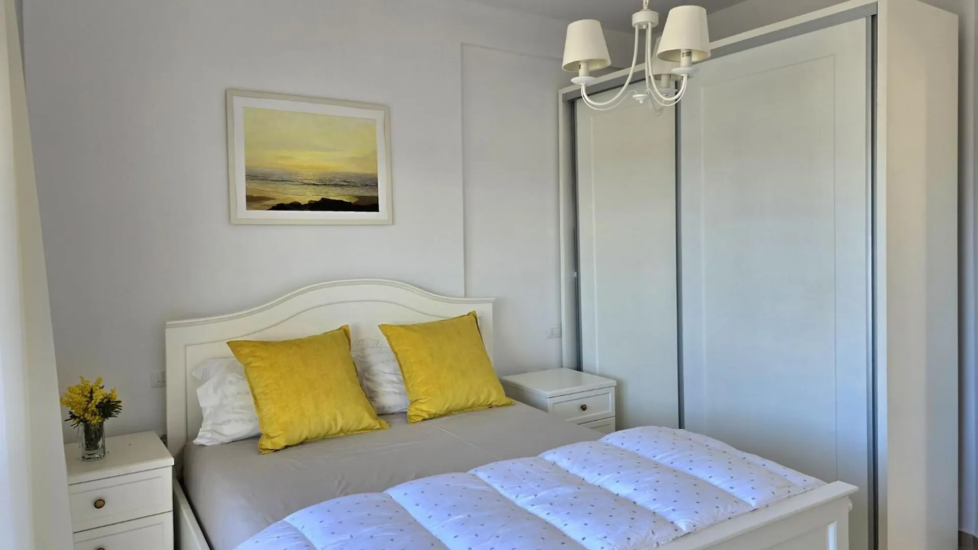 Sunlit Stay With Terrace Near The Beach Plazhi San Pietro 0*,  Albania