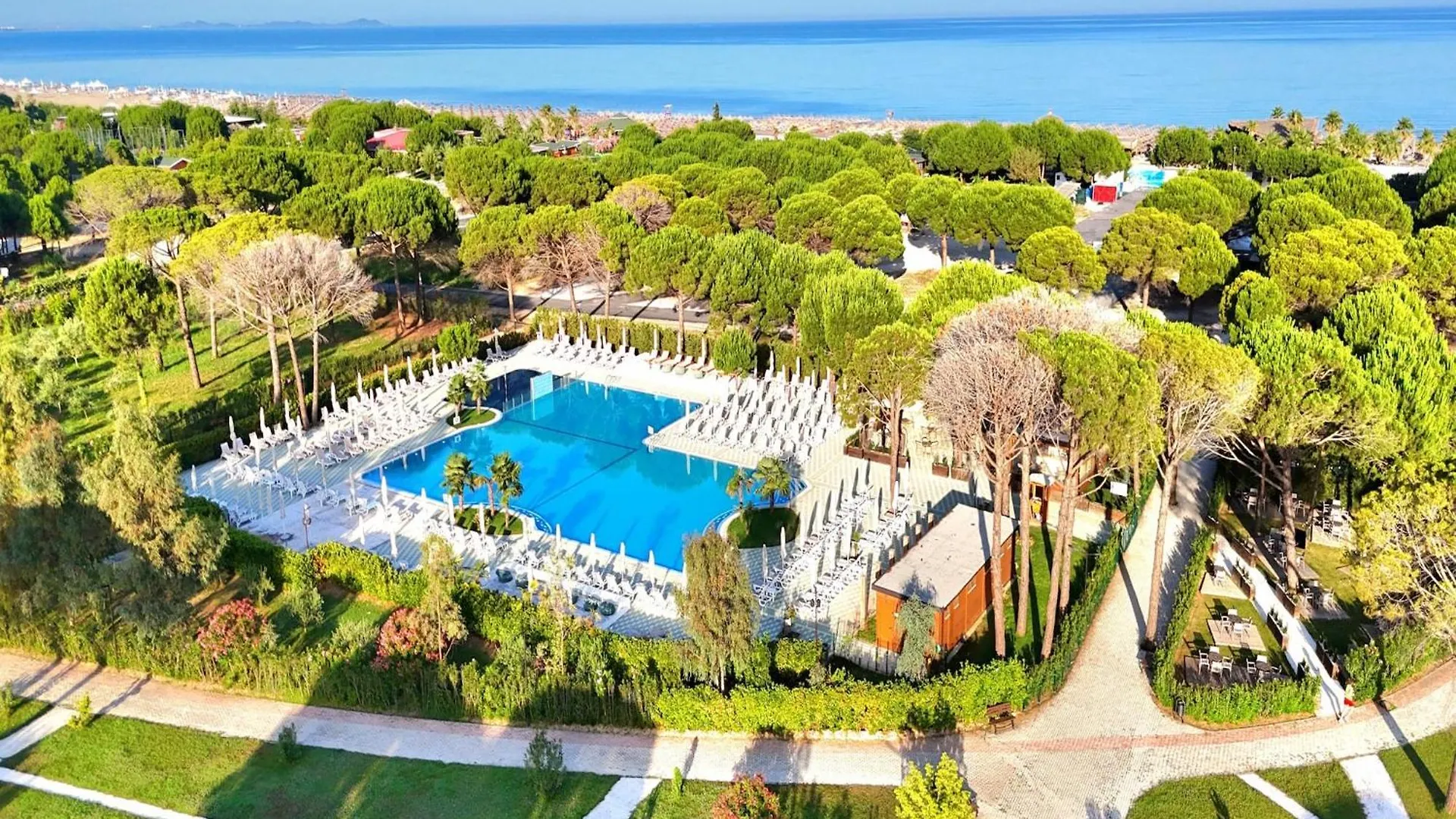 Sunlit Stay With Terrace Near The Beach Plazhi San Pietro